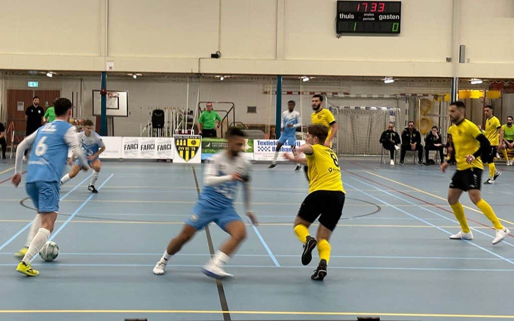 BE’79 probeert door de verdediging van EDE te breken