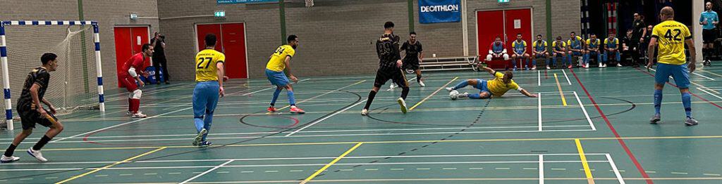 Actiemoment uit de wedstrijd